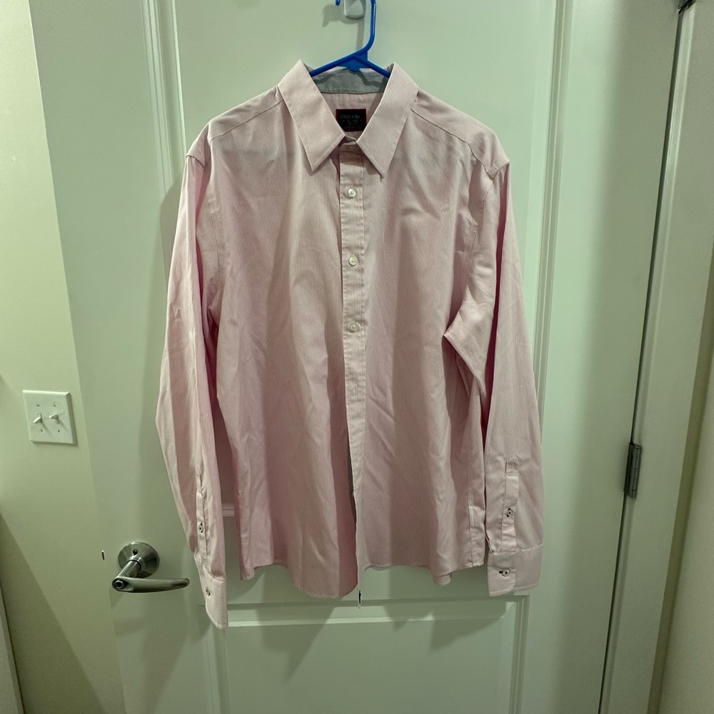 UNTUCKit Light Pink Dress Shirt